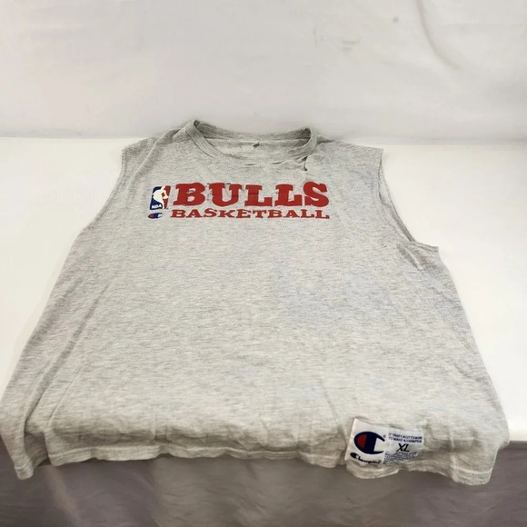 Champion 90s  Chicago Bulls Sleeveless Shirt DISTRESSED Mens XL - Picture 4 of 8